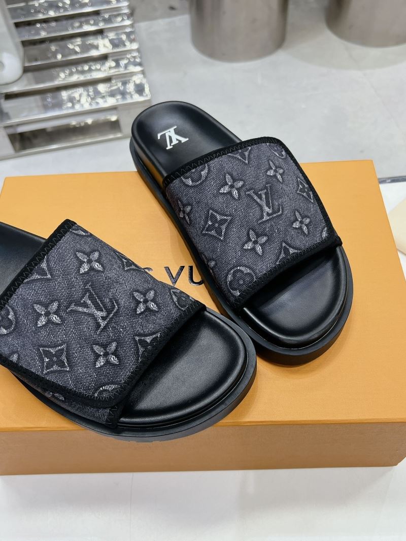 Louis Vuitton Slippers